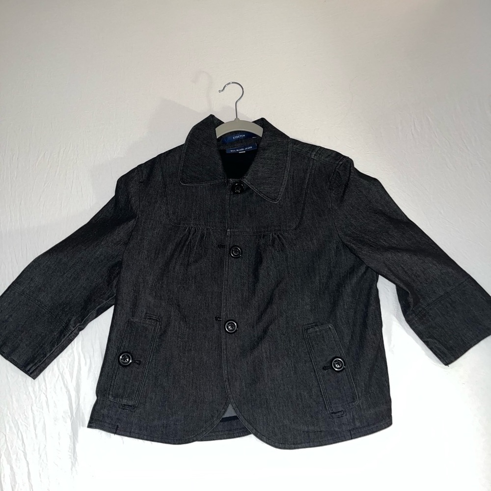 Super cute vintage denim Bill Blass jacket long sleeve!